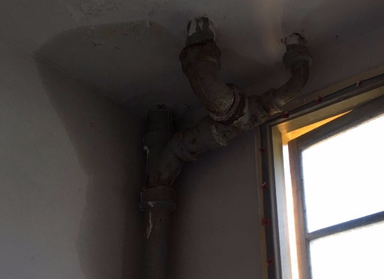 汉中市卫生间漏水维修公司专业解读汉中市卫生间防水的步骤